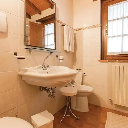 L'oasi Della Pergola ファームステイ *