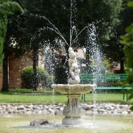 L'oasi Della Pergola ファームステイ