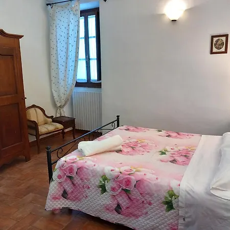 L'oasi Della Pergola Farm stay *